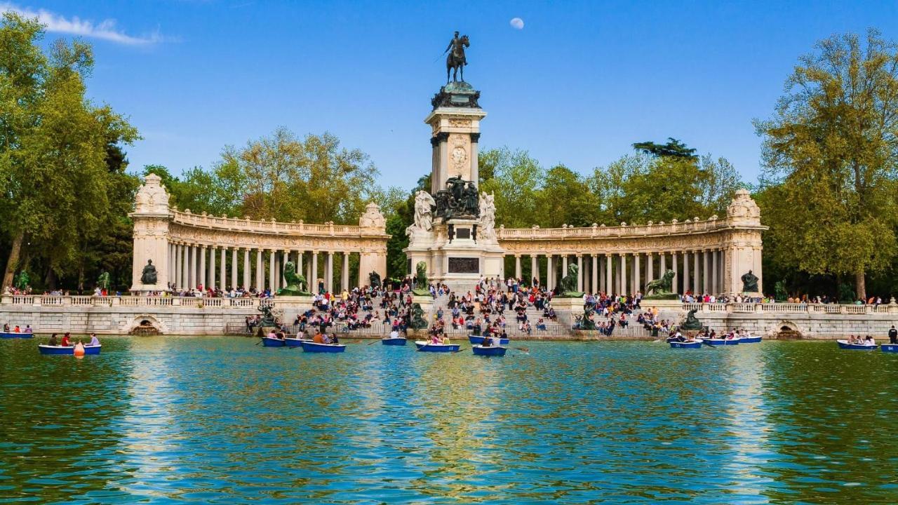 Habitacion En El Centro De Madrid Exteriör bild